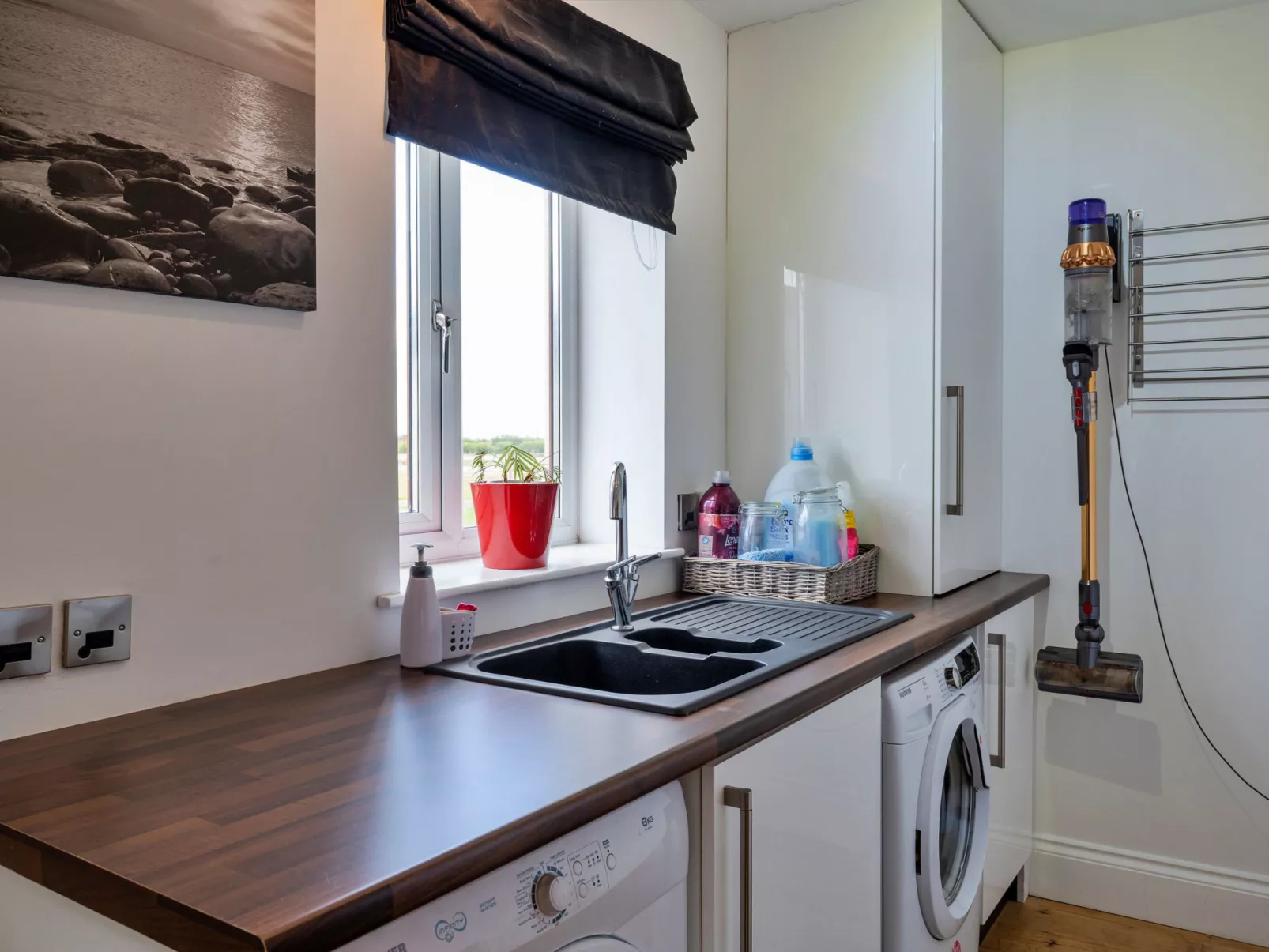 Stone Bow Farmhouse-Binnen