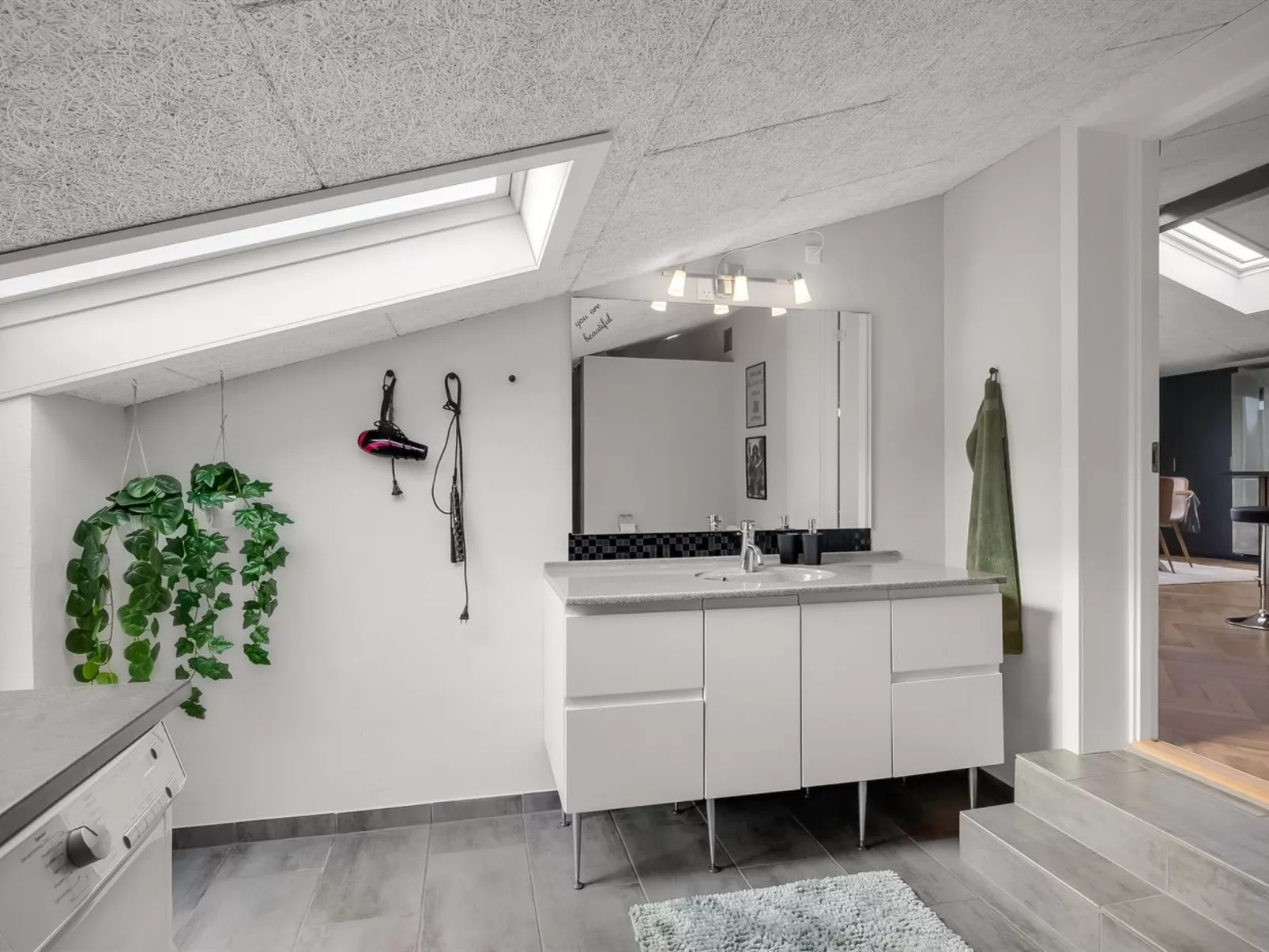 "Ronja" - 100m to the fjord-Binnen