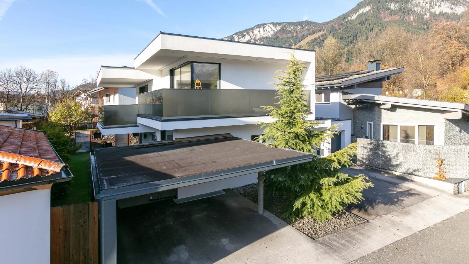 Alpin Chalet ARTE-Buitenkant zomer