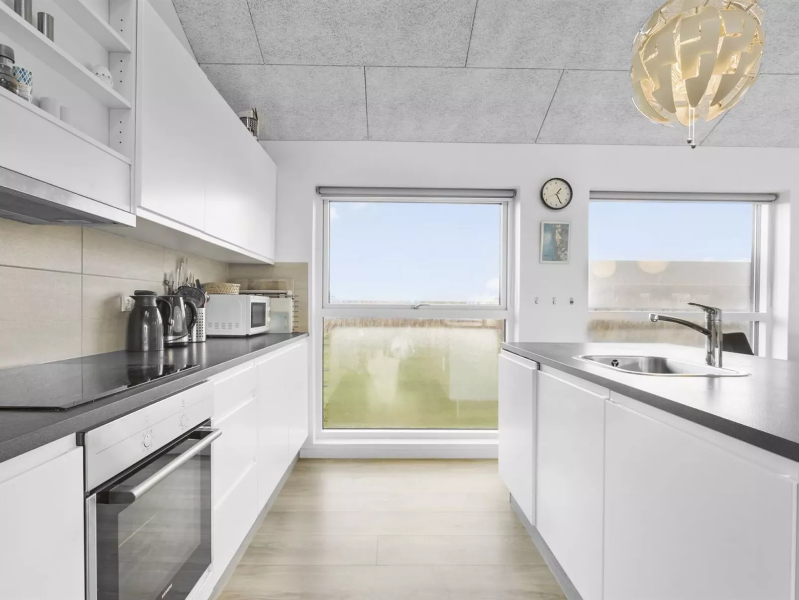 "Kirsi" - 1.6km from the sea-Binnen