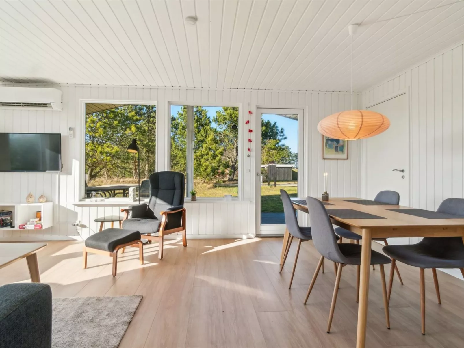 "Mirkka" - 200m from the sea-Binnen