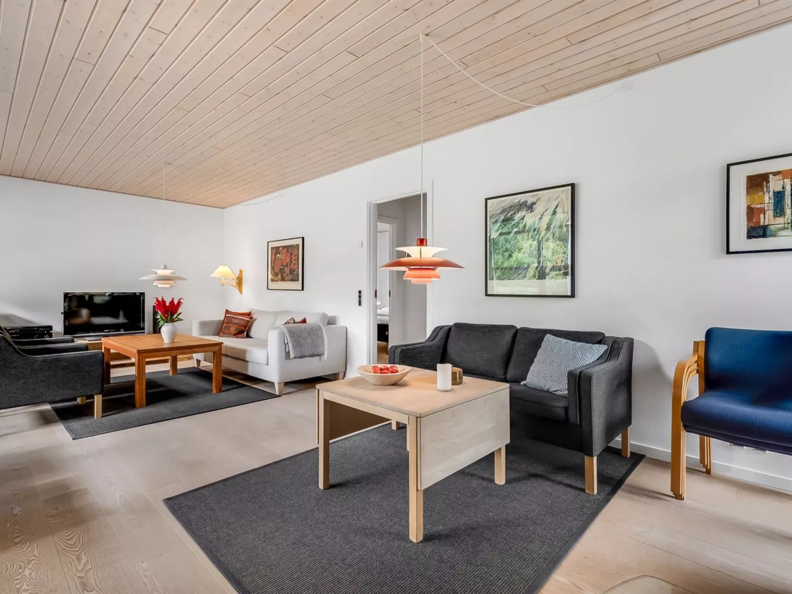 "Jyrki" - 100m from the sea-Binnen