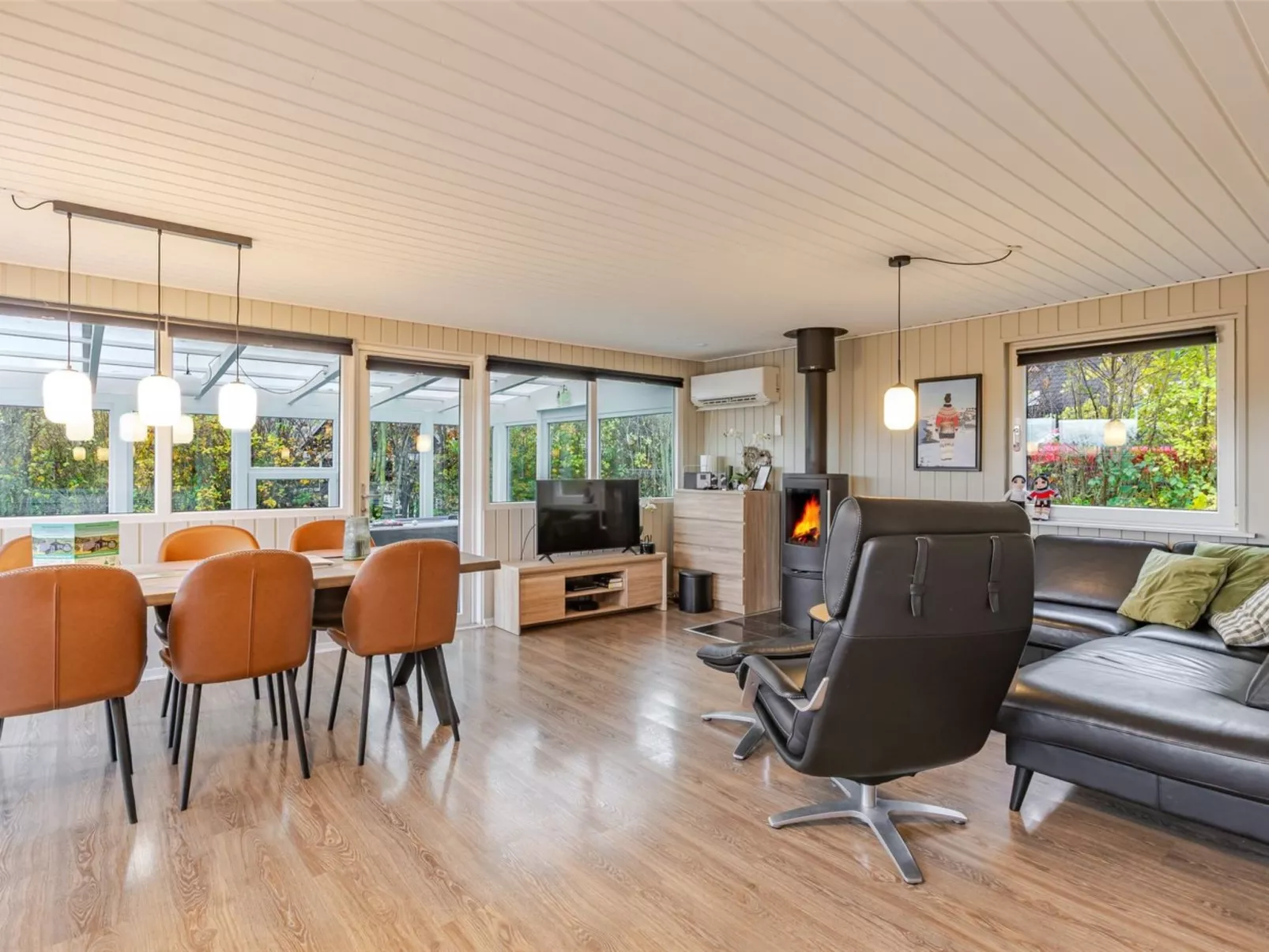 "Peder" - 950m from the sea-Binnen