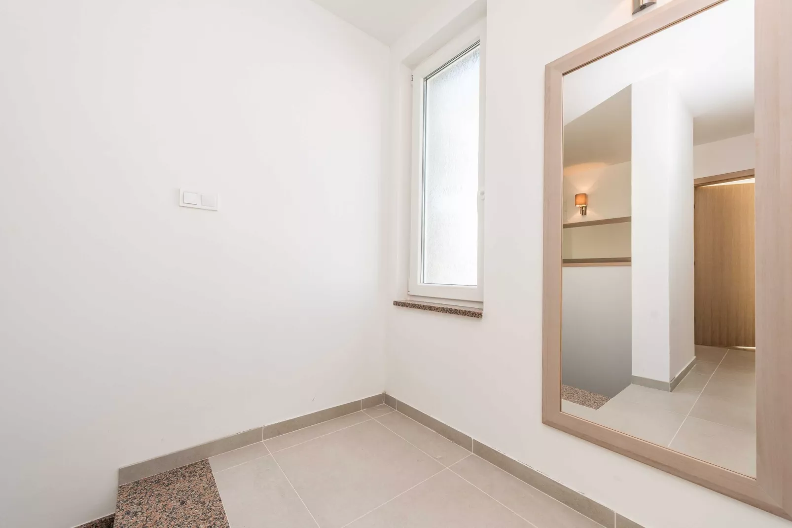 Luxury Escape with Swimming Pool & Modern Design -  Classic Four Bedroom Villa with Sea View and Private Pool ( Villa 3)-Binnen