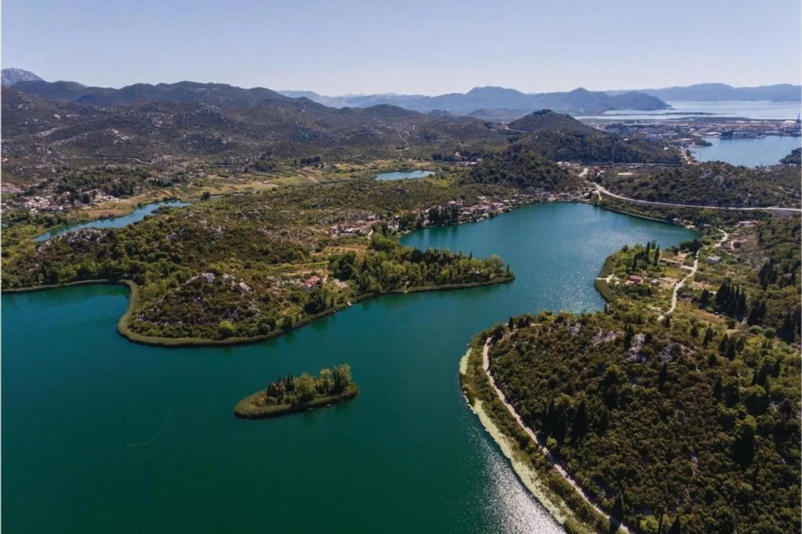 Two-Bedroom Apartment With Lake View-Uitzicht