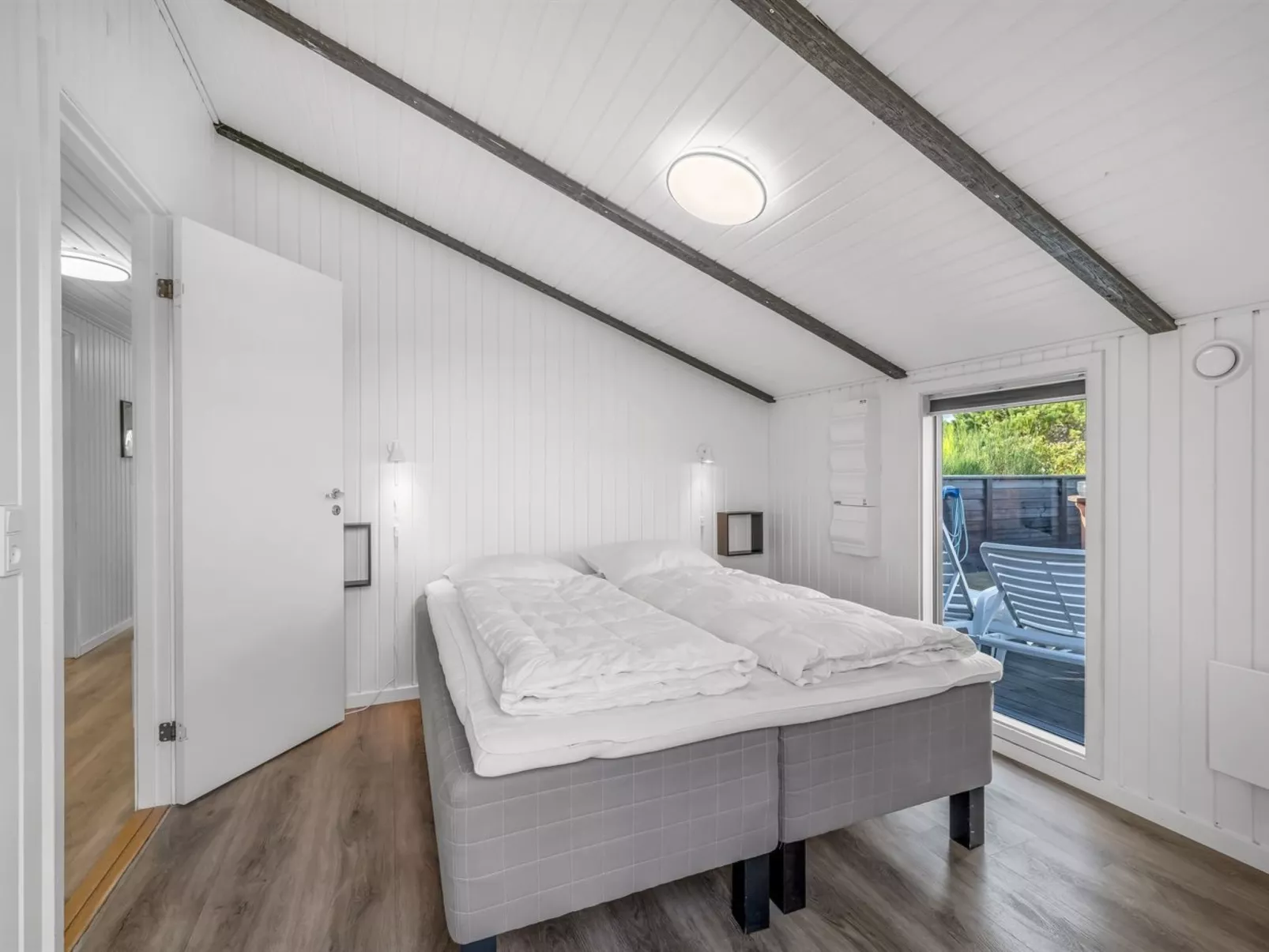 "Teoline" - 500m to the fjord-Binnen