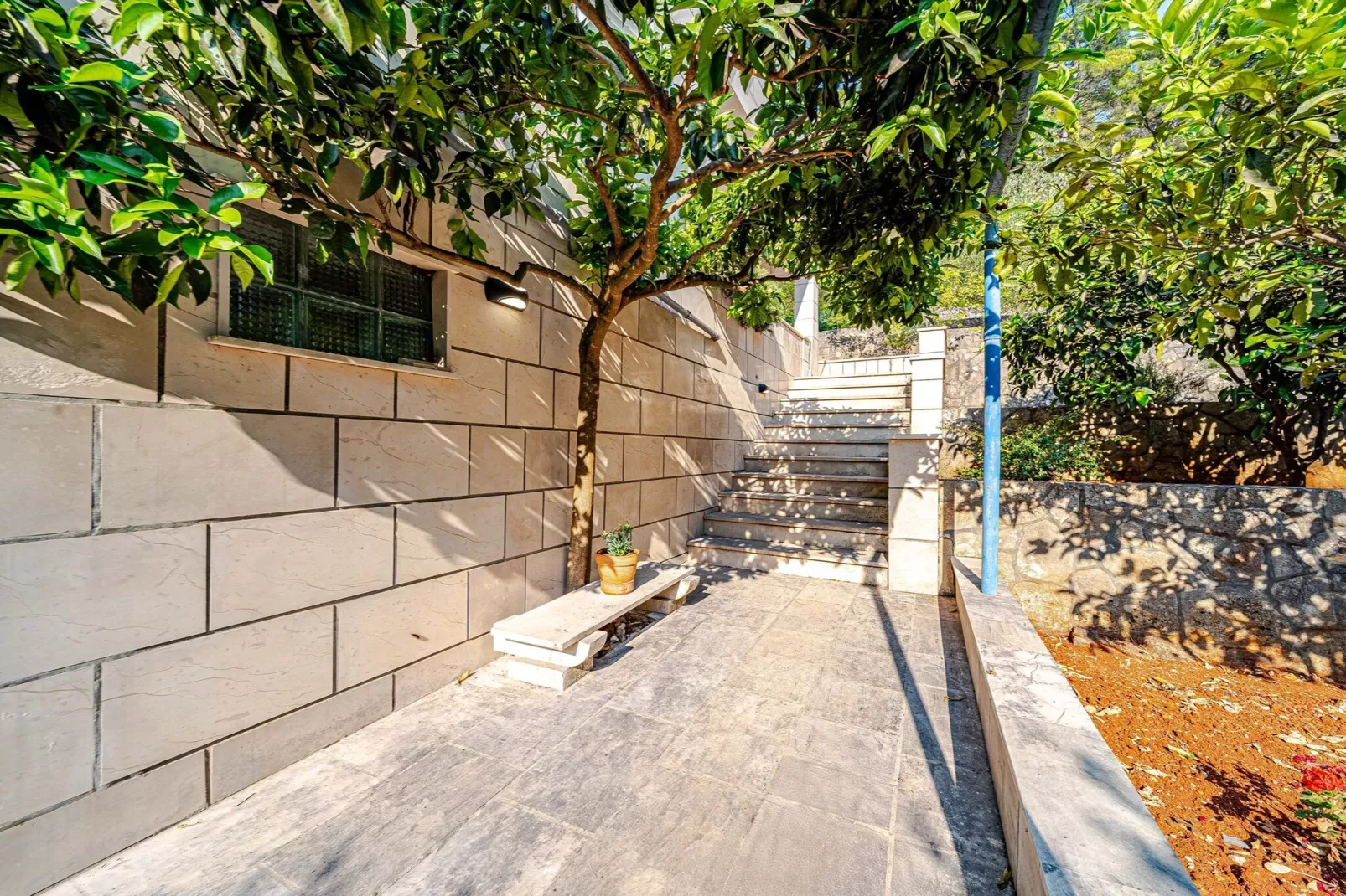 Holiday Home Island Gem - Five  Bedroom Apartment