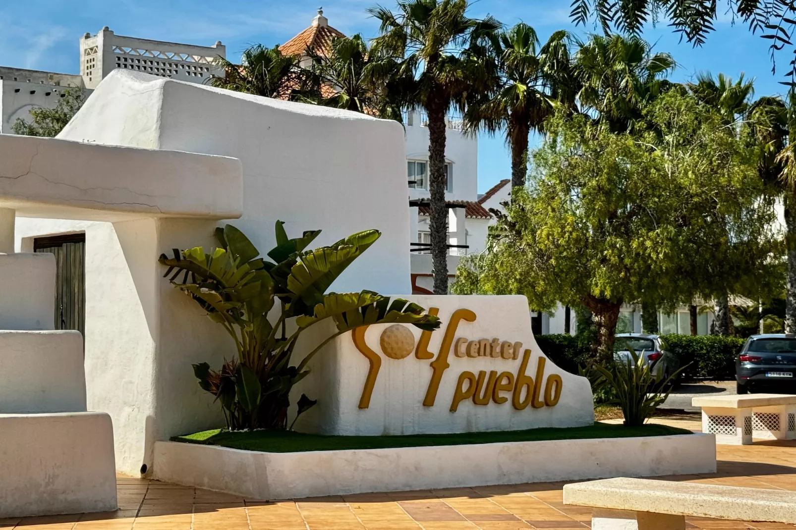 Golf Center Bajo 3-Buitenkant zomer