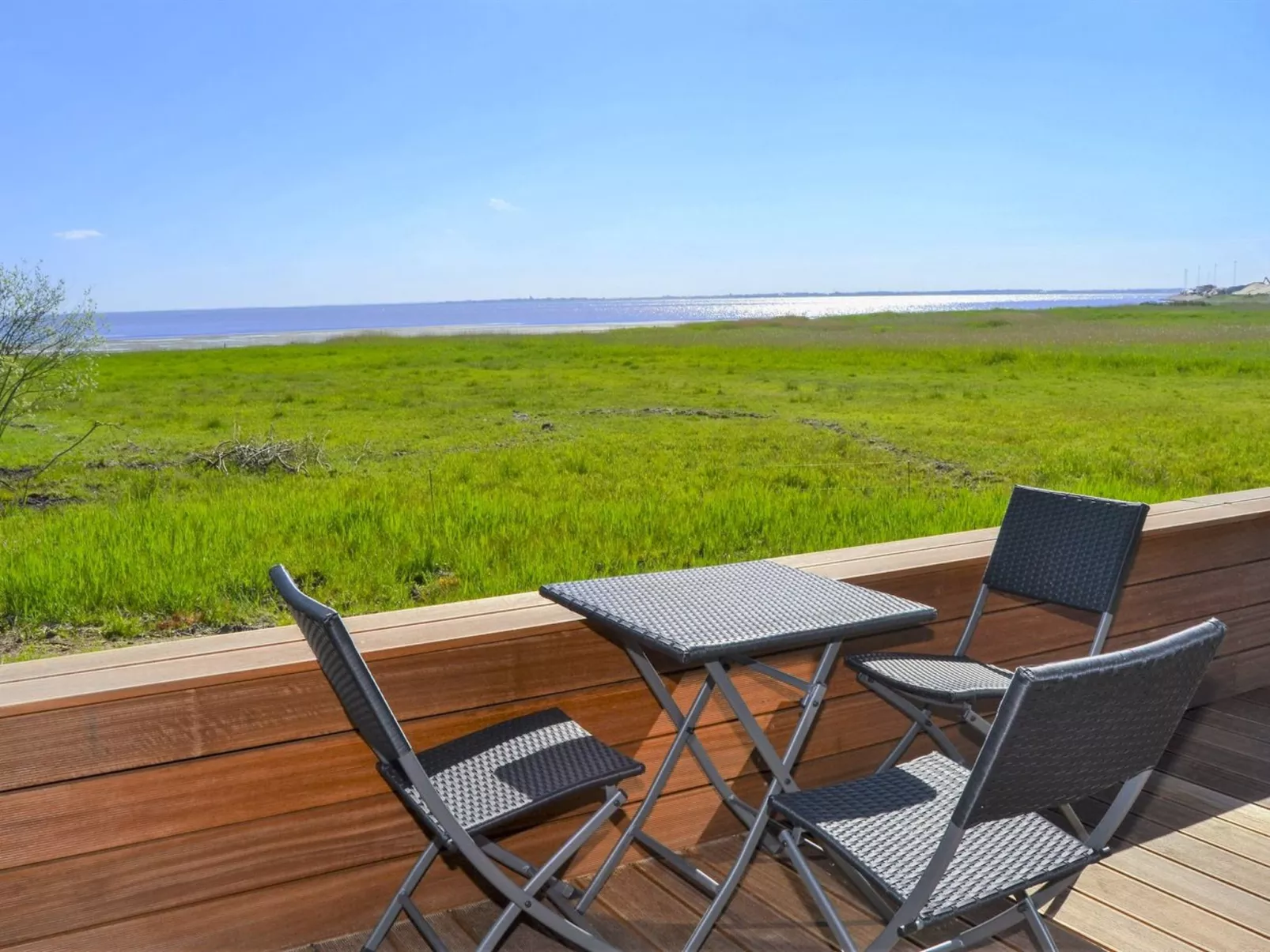 "Rudolf" - 95m from the sea-Buiten