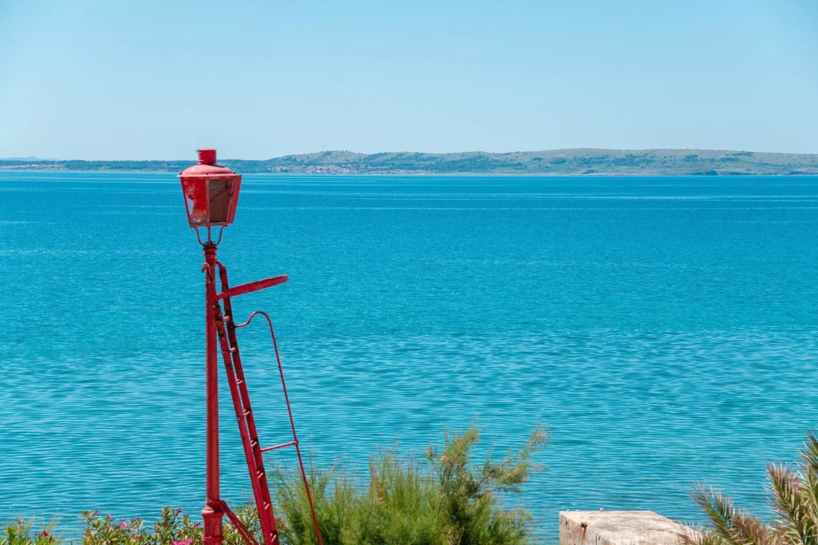 Beach house Festini-Uitzicht zomer