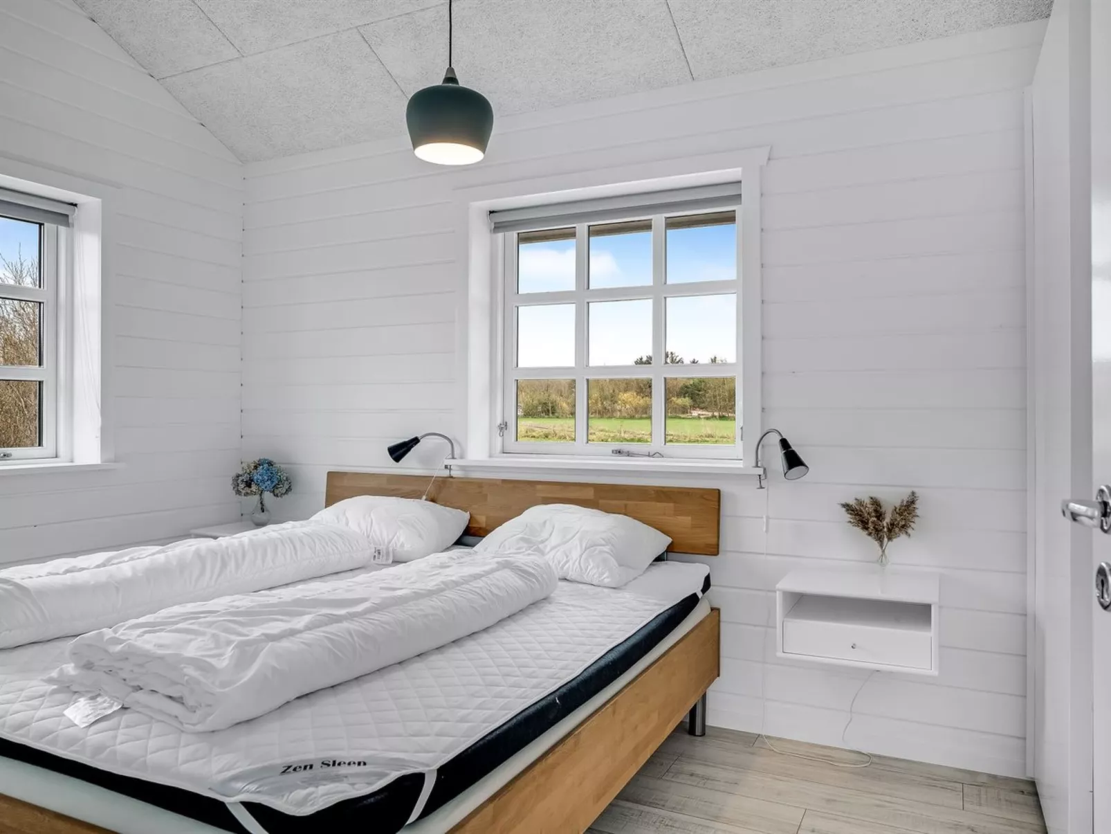 "Gizella" - 500m to the fjord-Binnen