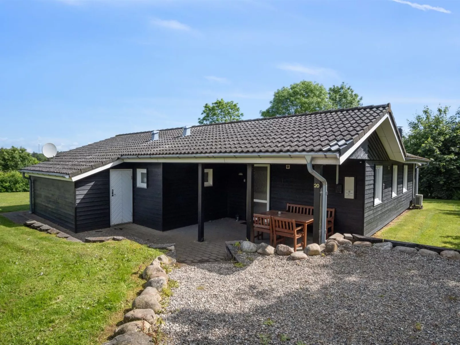 "Peder" - 950m from the sea-Buiten