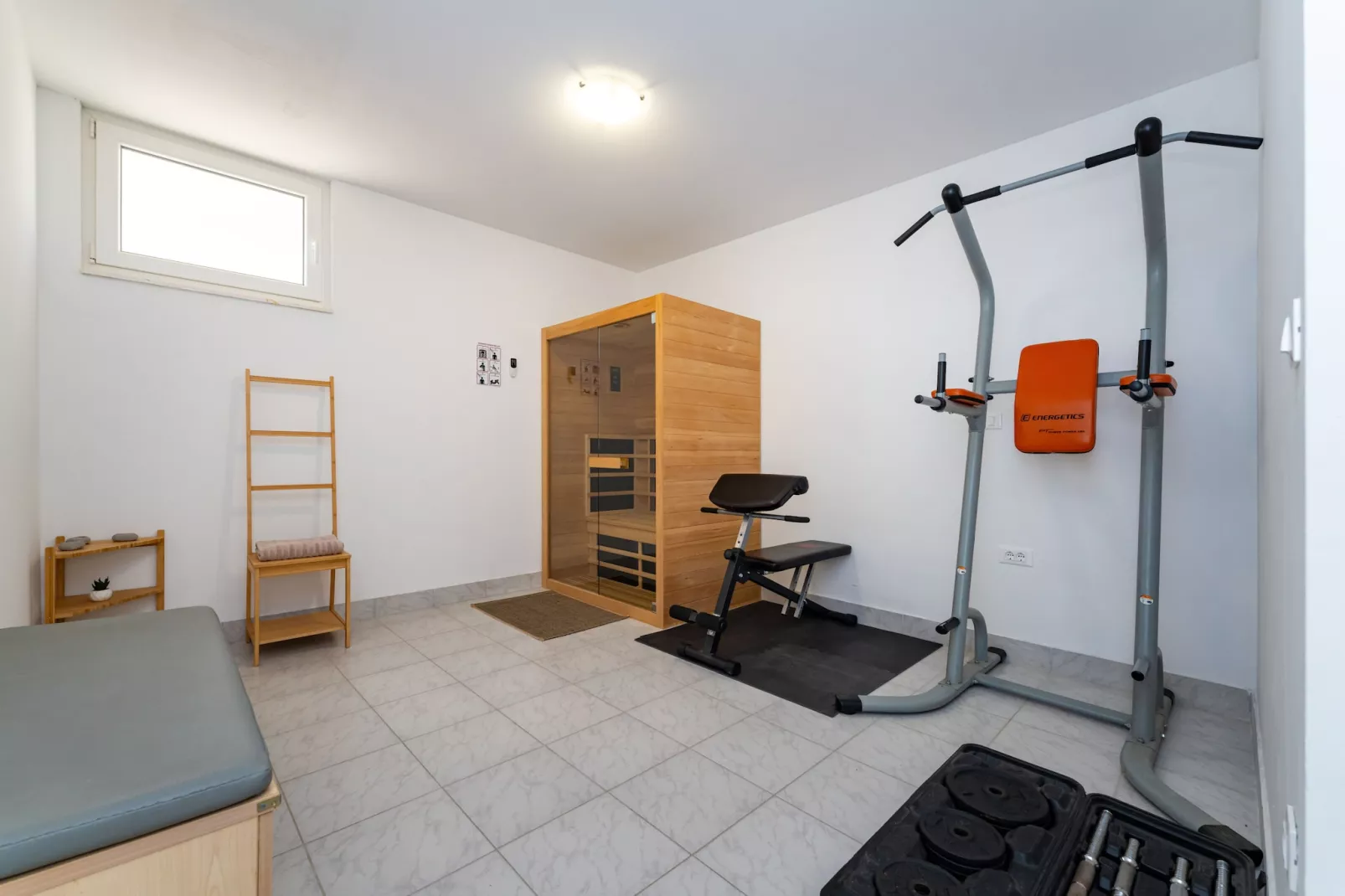 Sea view Villa Anpero-Sportzaal