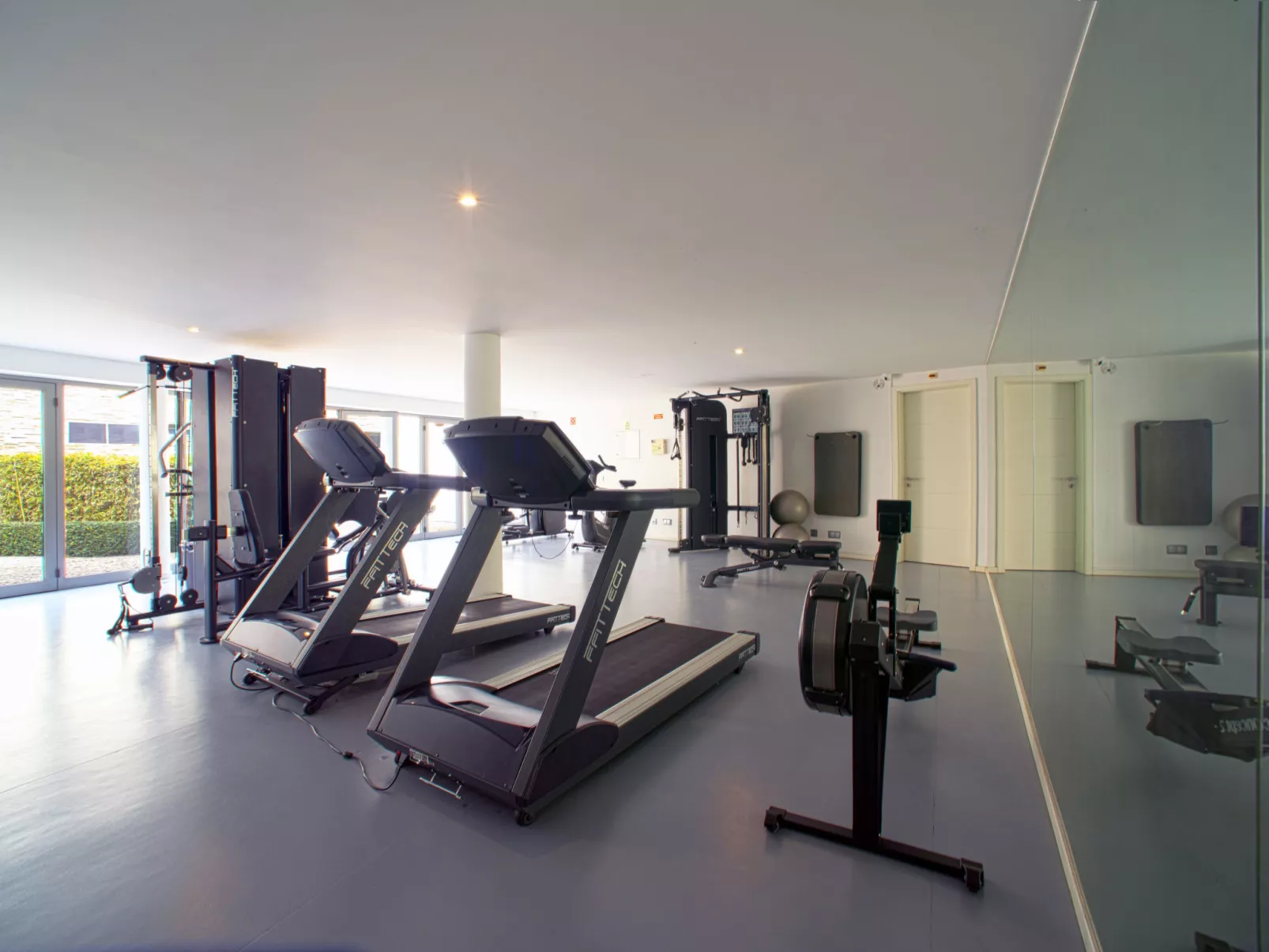 Pine Hills Diadema-Binnen