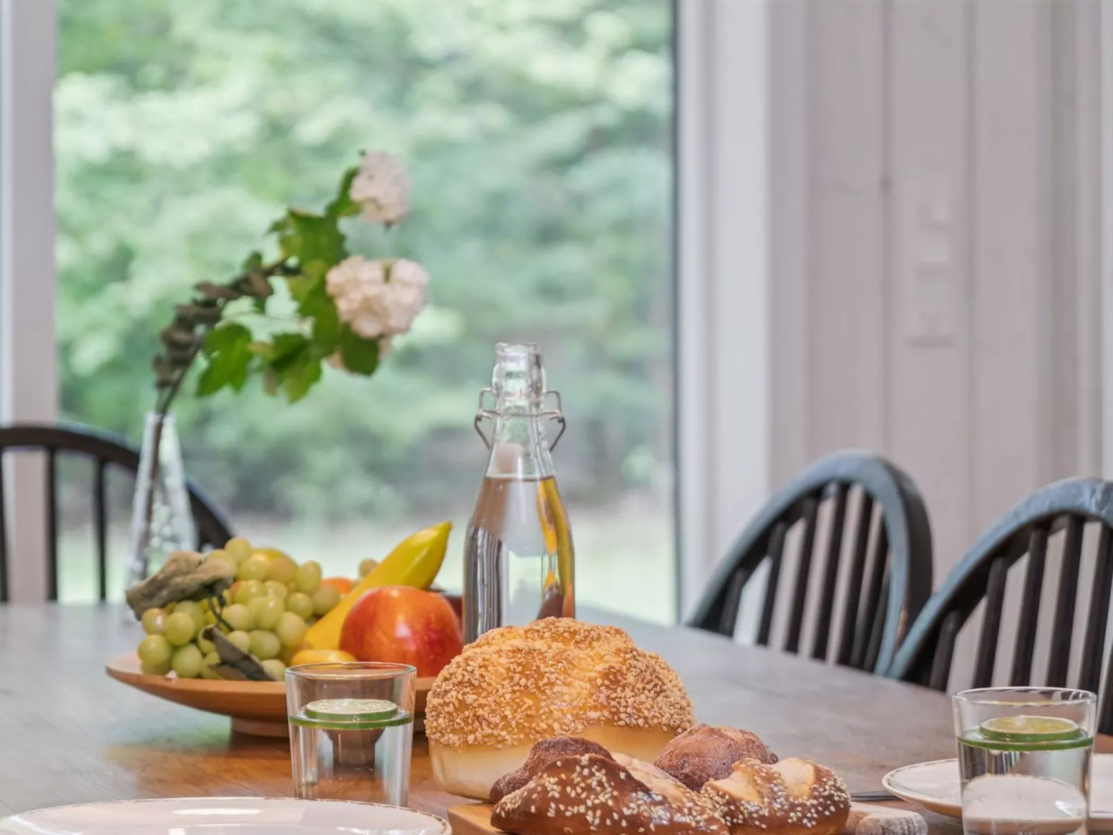 "Ovine" - 1.2km to the fjord-Binnen