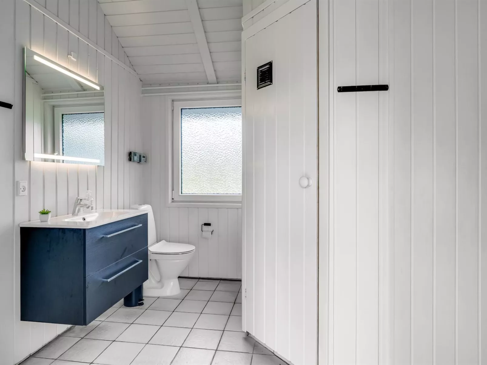 "Eftim" - 500m from the sea-Binnen