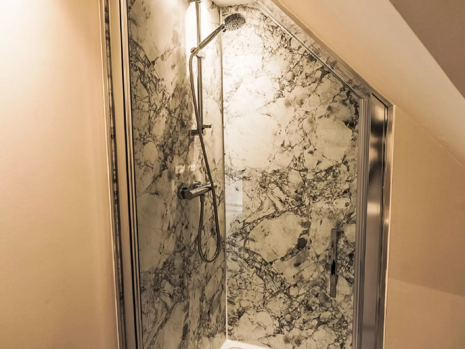 Corrimony View-Binnen