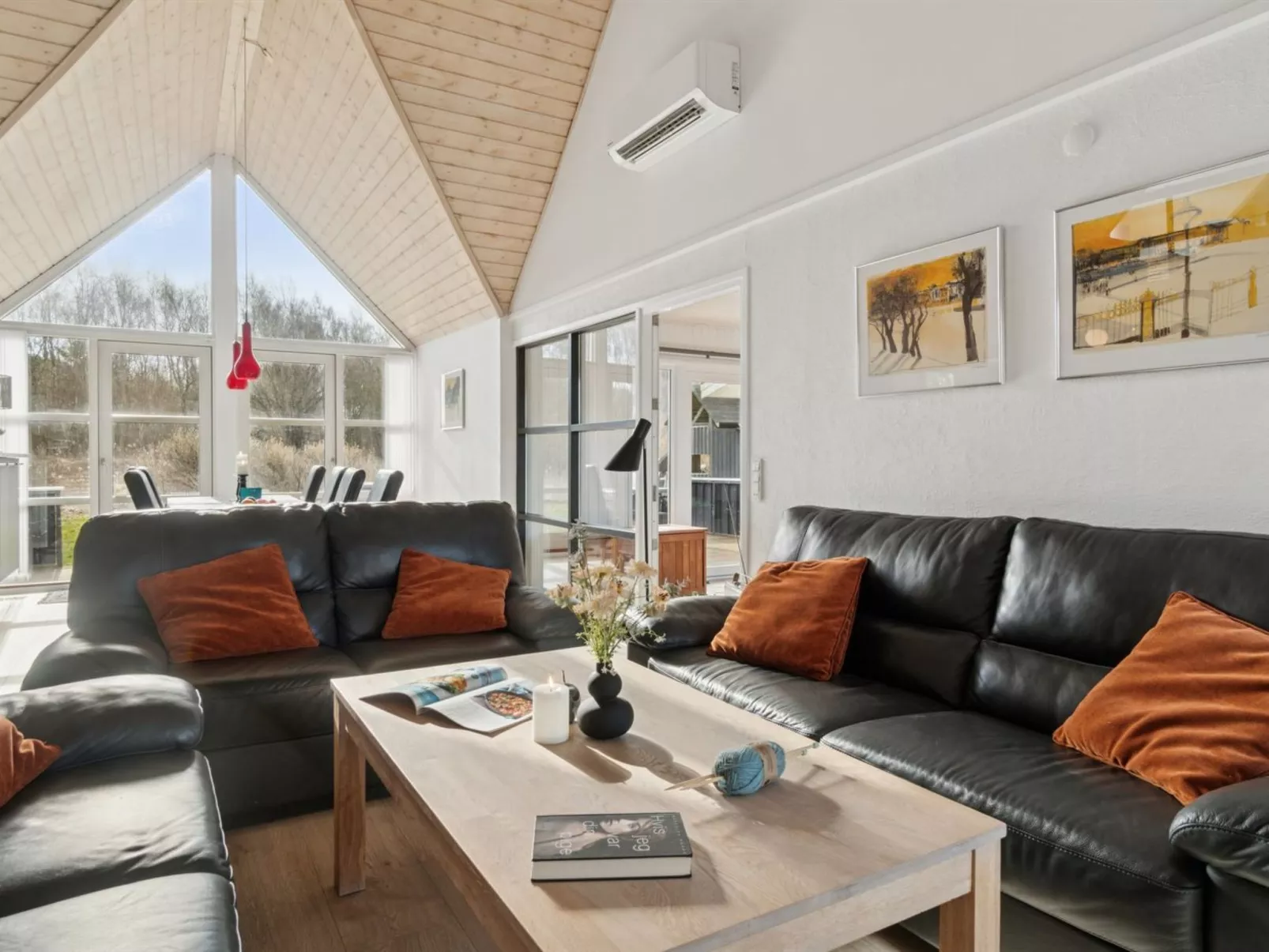 "Soeren" - 300m from the sea-Binnen