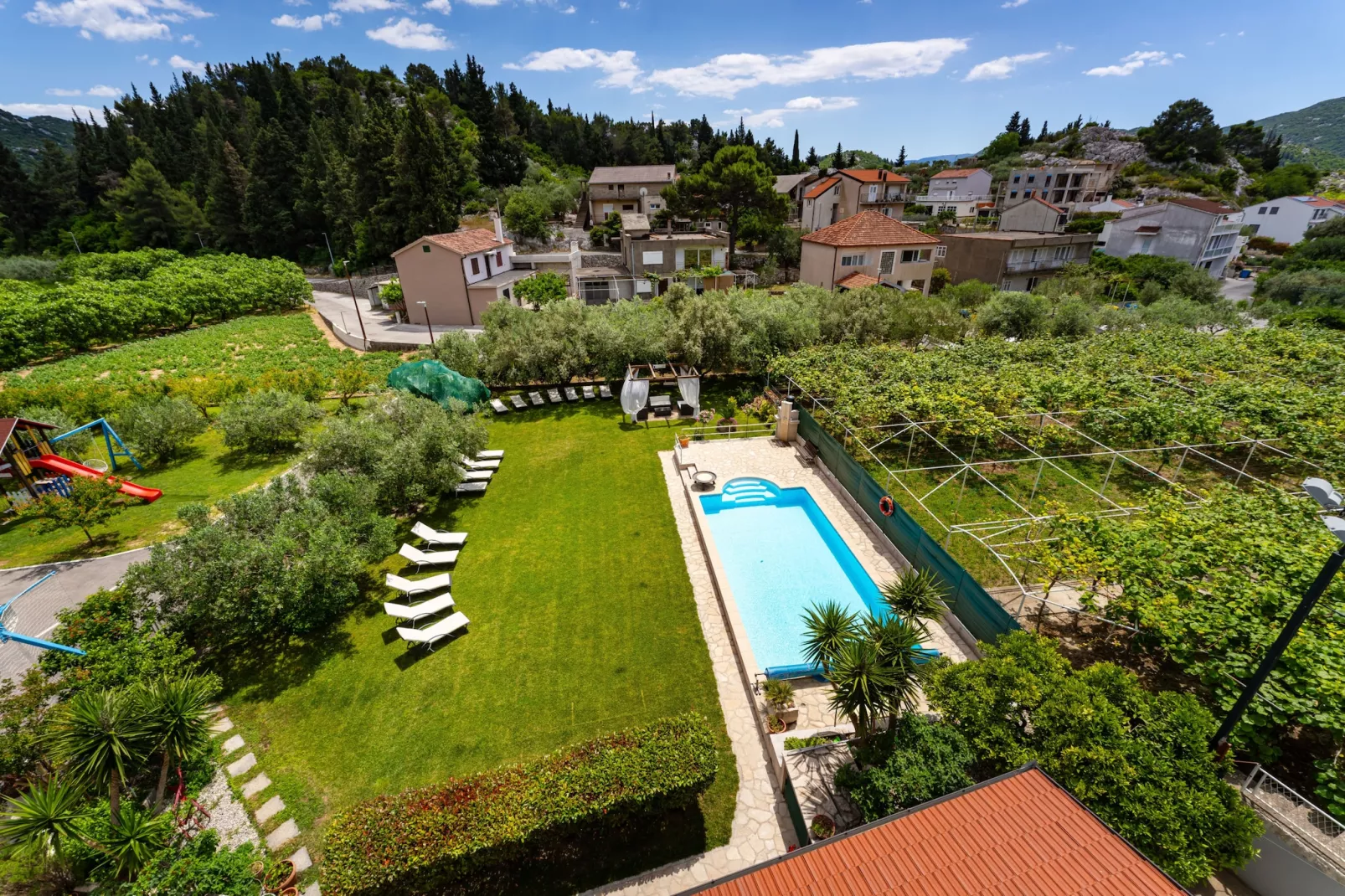 Villa Green Paradise-Tuinen zomer