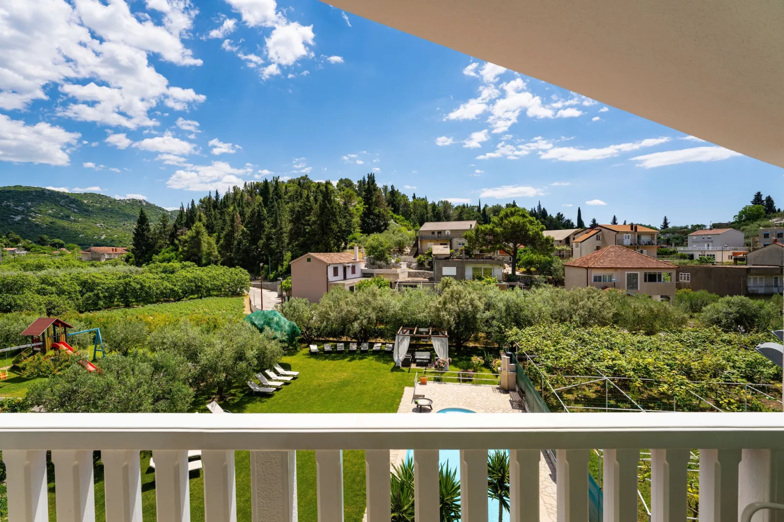 Villa Green Paradise-Uitzicht zomer