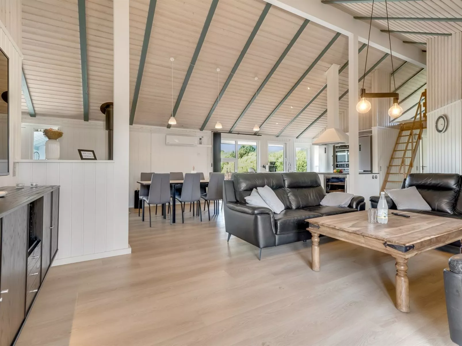 "Eftim" - 500m from the sea-Binnen