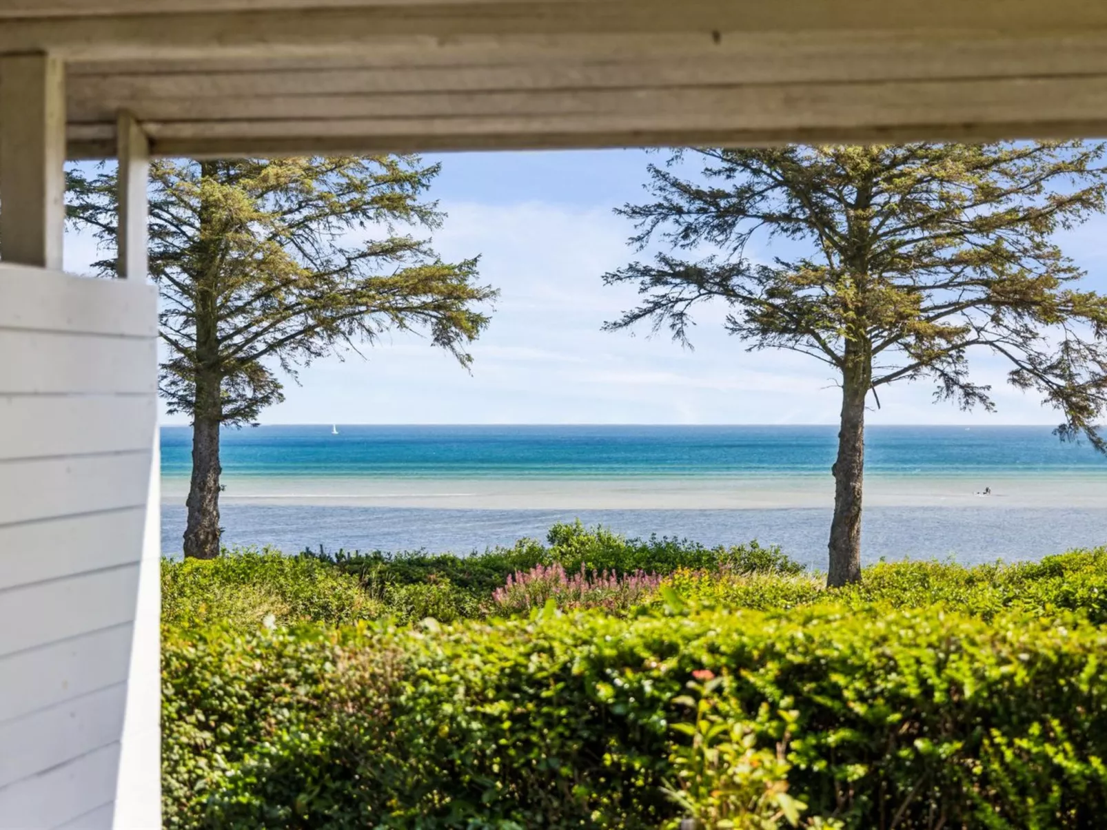 "Wrage" -  from the sea-Buiten