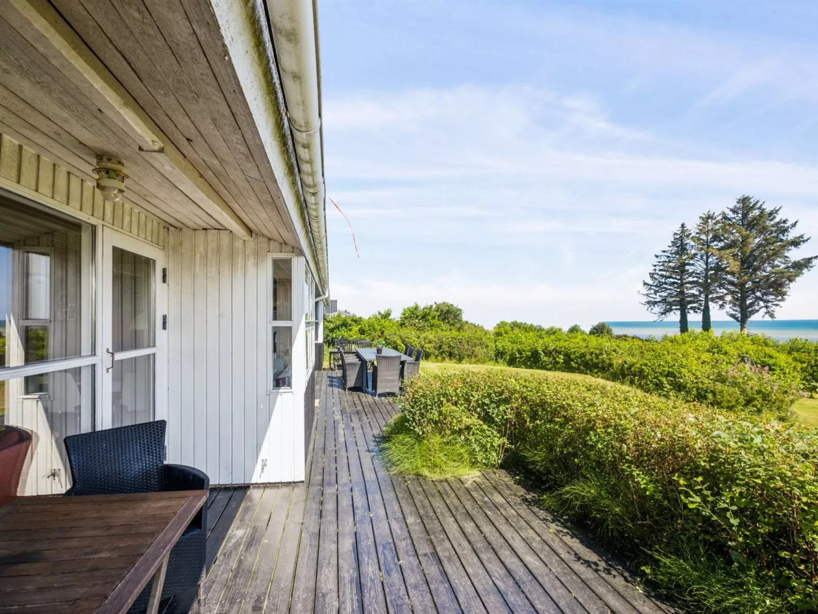 "Wrage" -  from the sea-Buiten