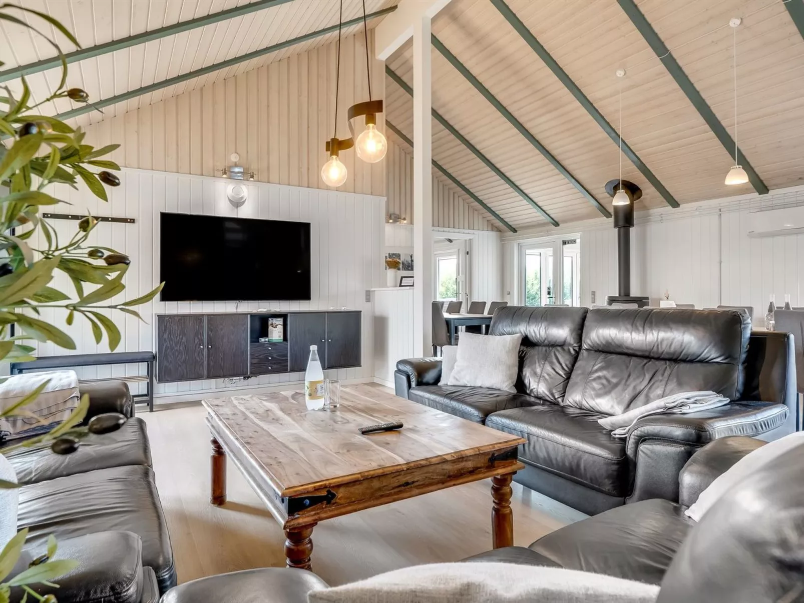 "Eftim" - 500m from the sea-Binnen