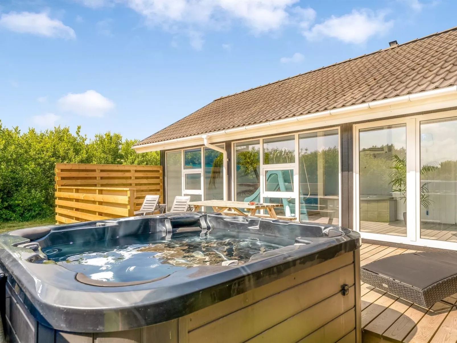 "Eftim" - 500m from the sea-Binnen