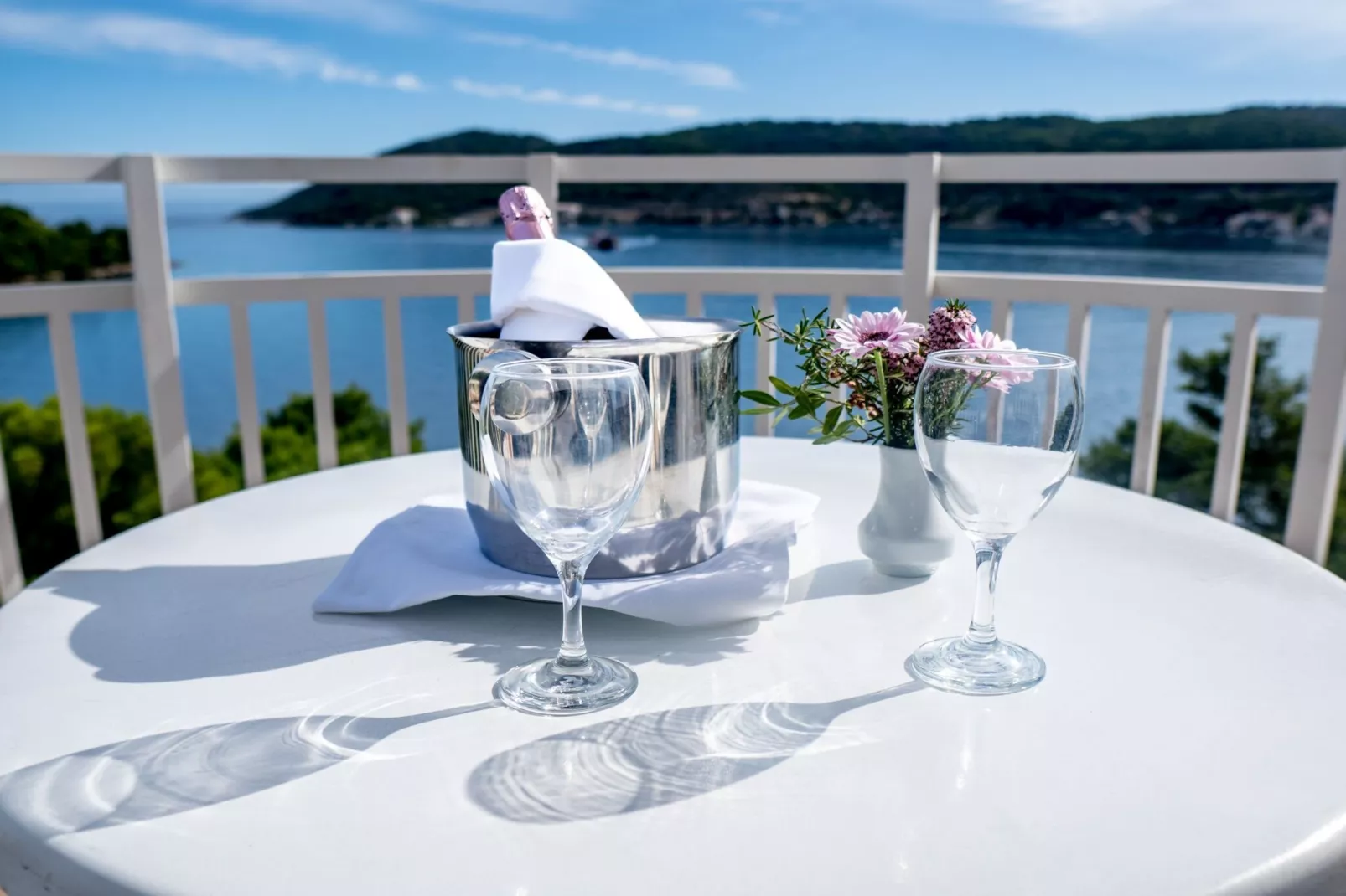 Hotel Issa - Double Room Sea View 12 - Terras