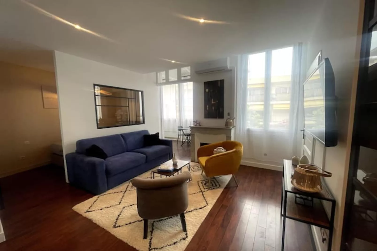 Studio cosy  cour intérieure - Cannet-Woonkamer