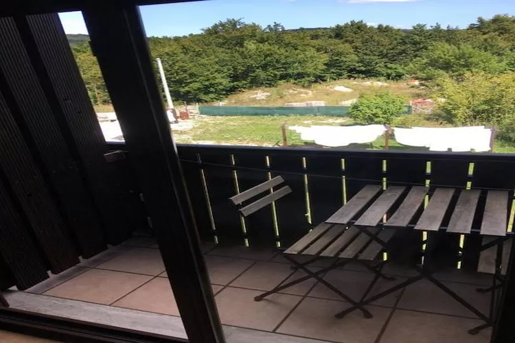 Guesthouse Family Bosnic - Double Room with Balcony - 5-Buitenlucht