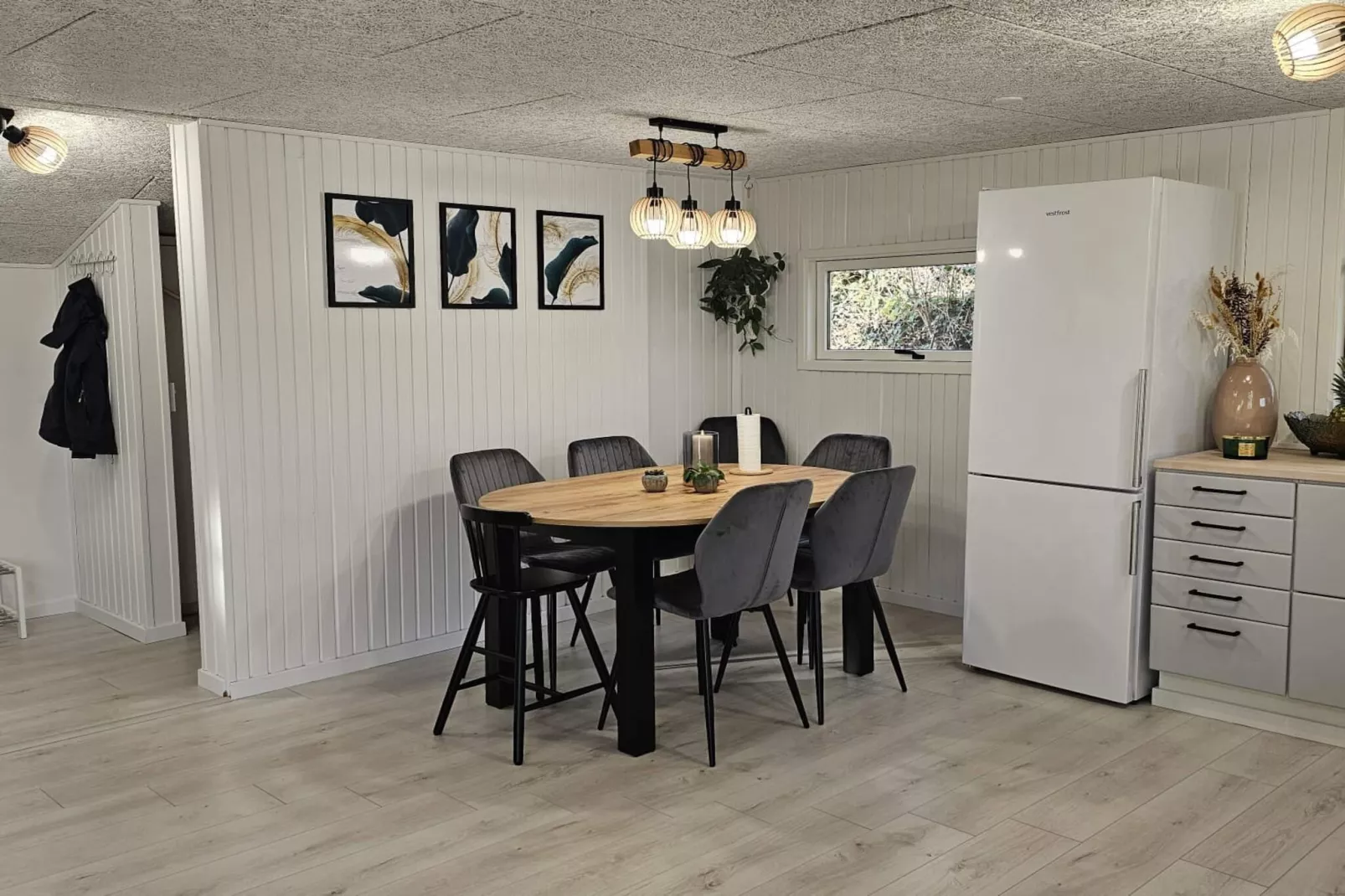 Gezinsvriendelijk huisje vlakbij de kust-Binnen