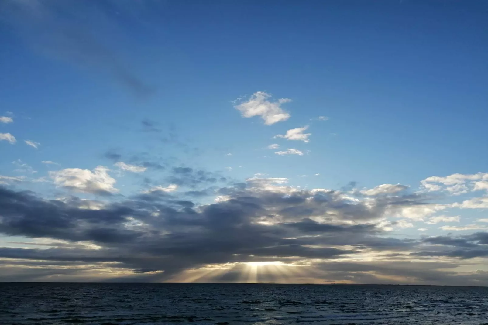 Helder strandhuis -- By Traum Ferienwohnungen-Waterzicht