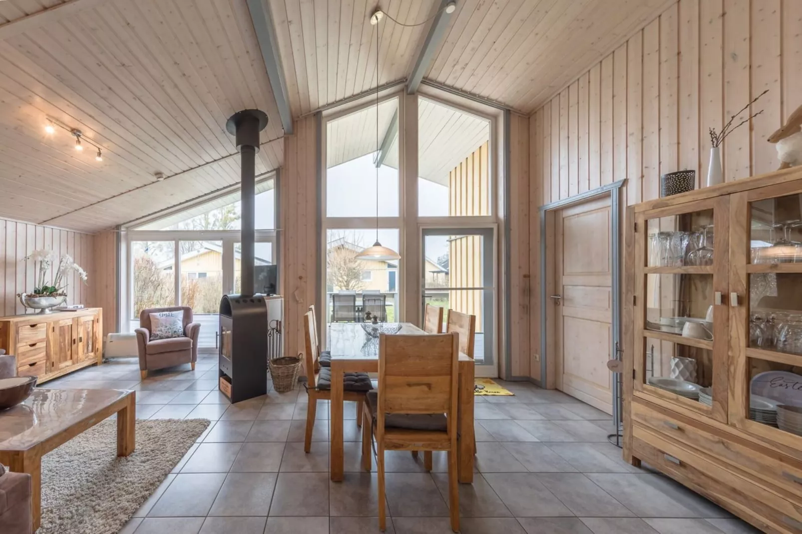 Ferienhaus Seeschwalbe-47-Eetkamer