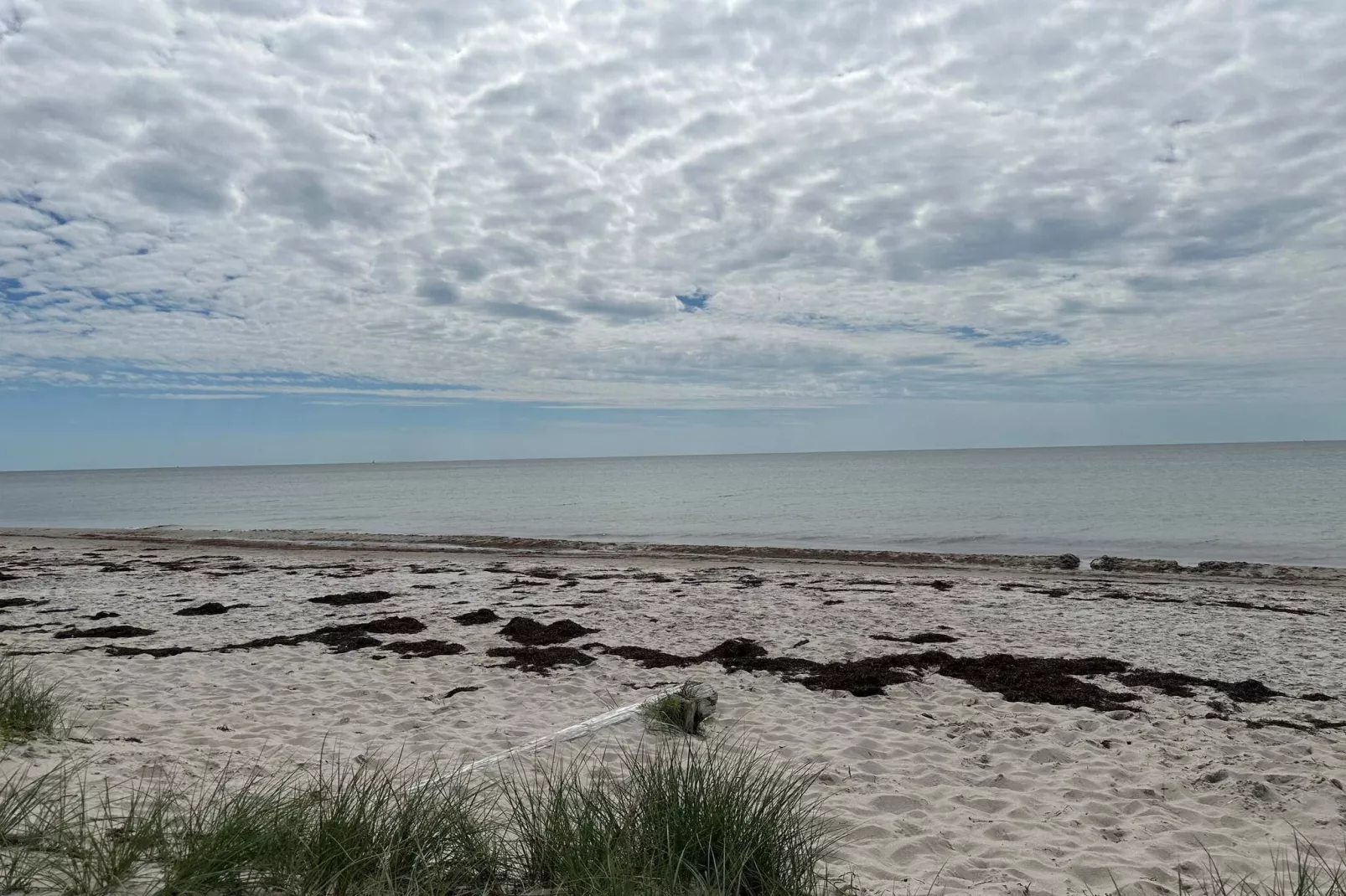 Helder strandhuis -- By Traum Ferienwohnungen-Waterzicht