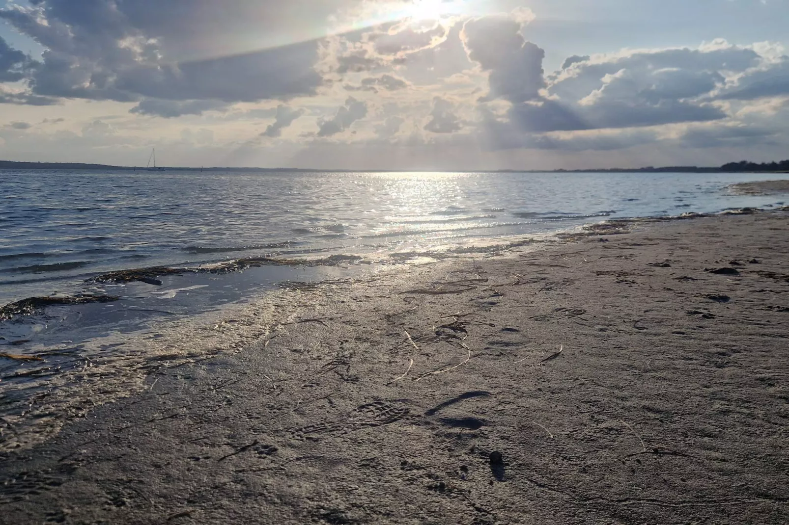 Zeezijde oase met tuin-By Traum-Waterzicht