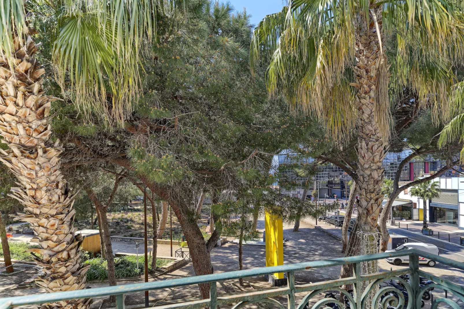 Appartement en bord de mer – Plage de la Salis-Uitzicht zomer