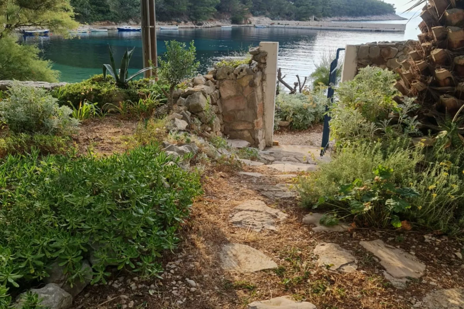 Apartments Stiniva Hvar - One Bedroom Apartment With Terrace (A1)-Buitenlucht