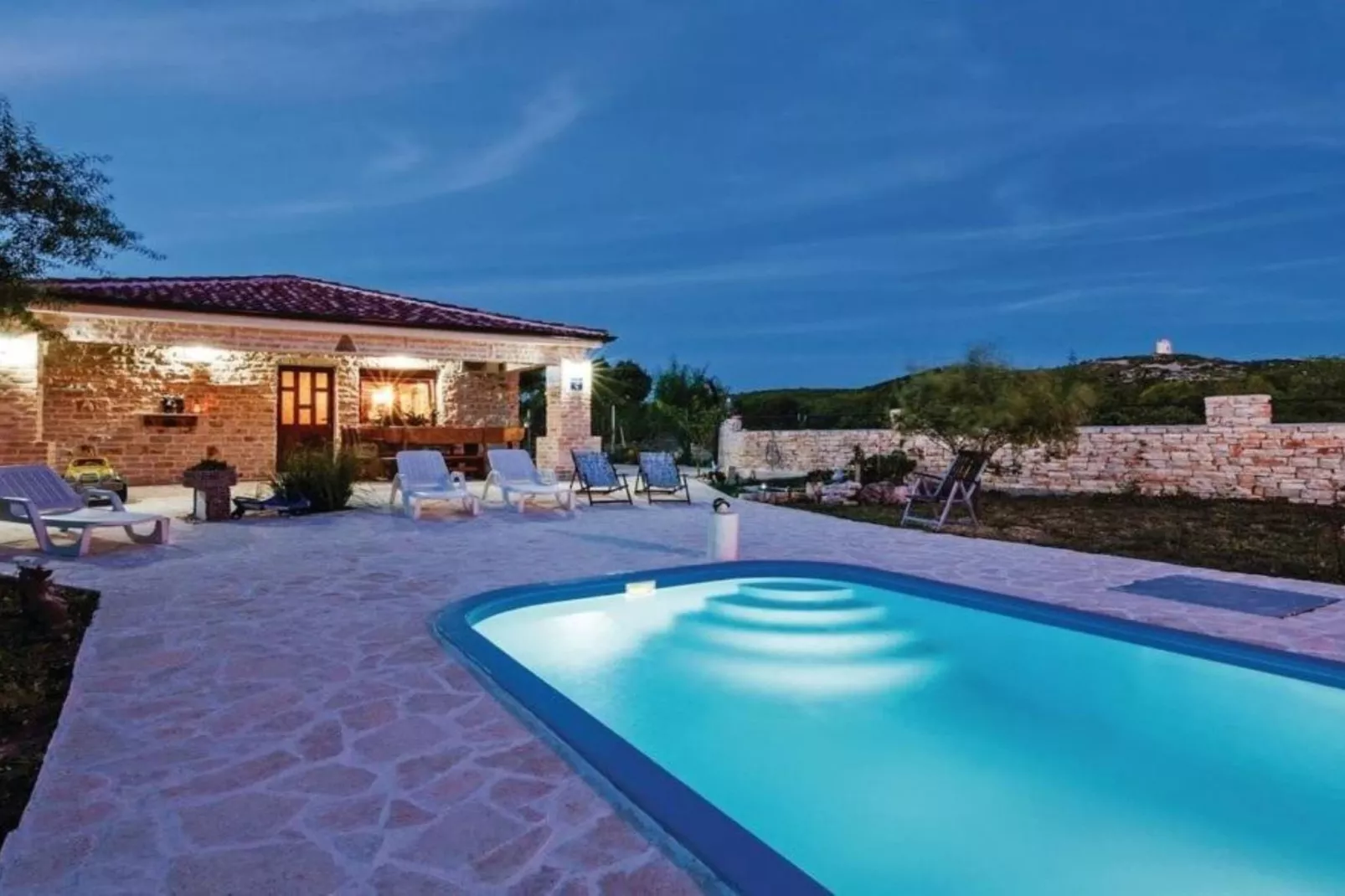 Holiday House Šimun - Three bedroom Holiday house with pool-Zwembad