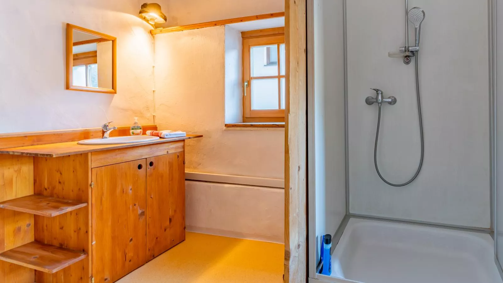 Alte Grafenmühle-Badkamer