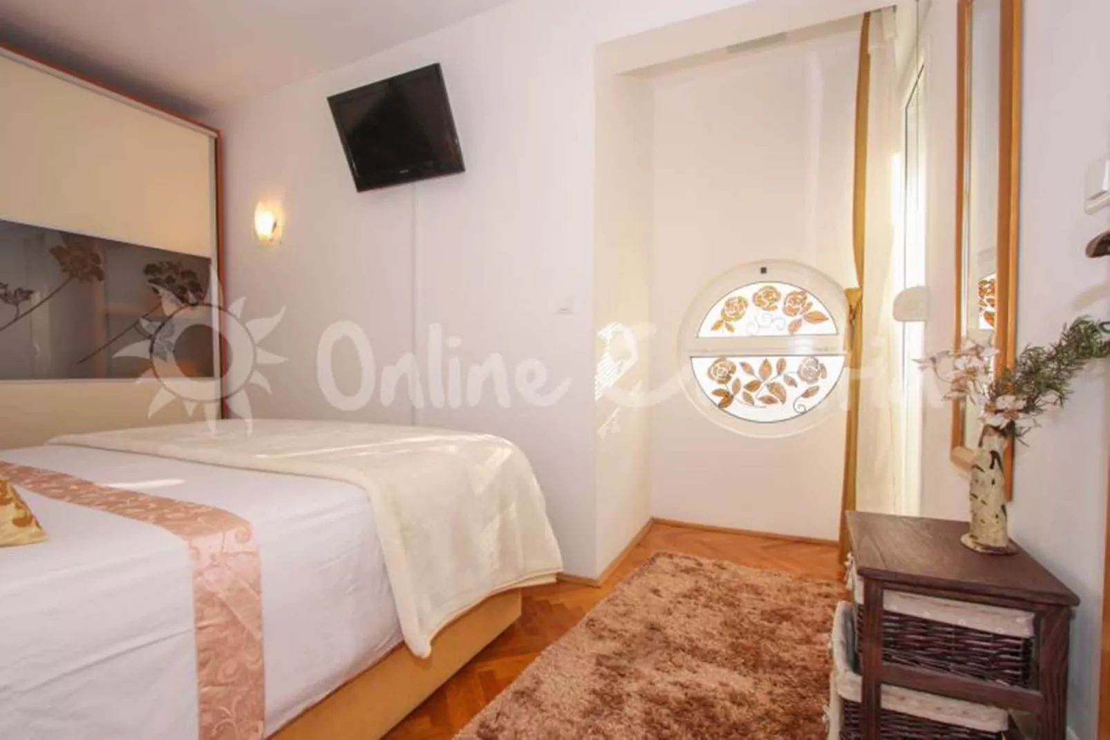 Delux two level garden apartment-Slaapkamer