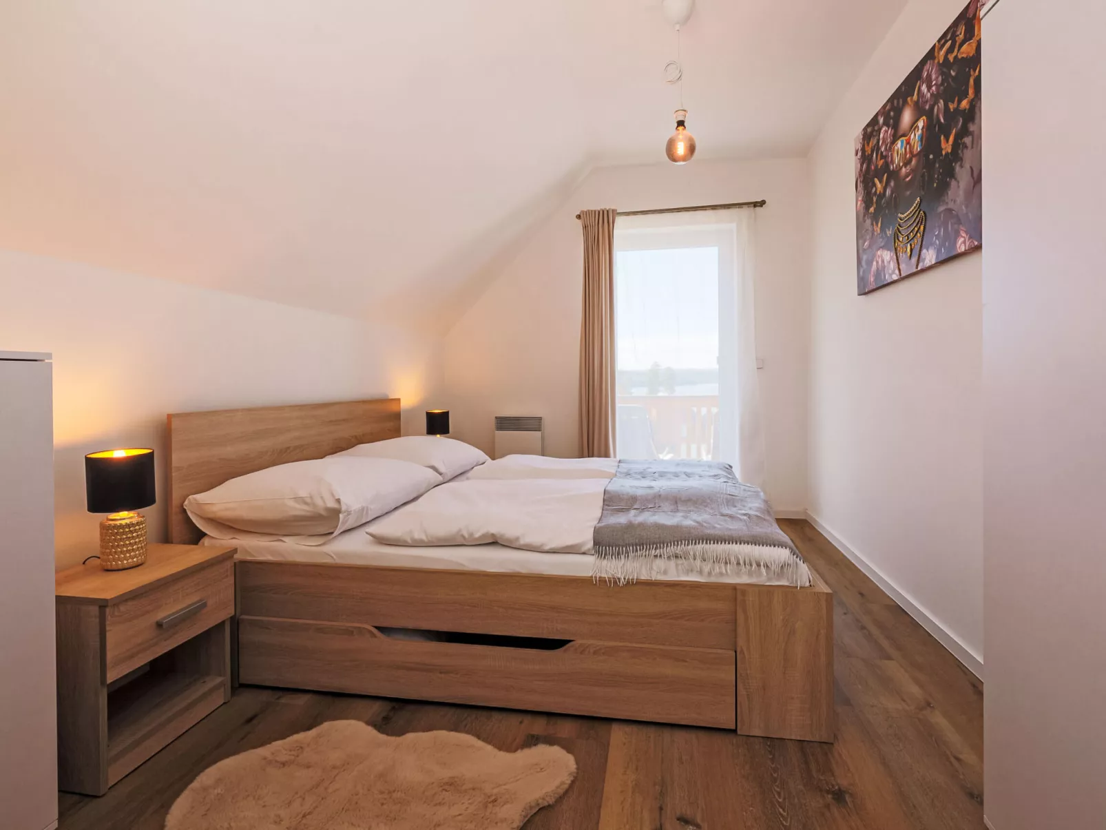 Lakeside Village 39-Binnen