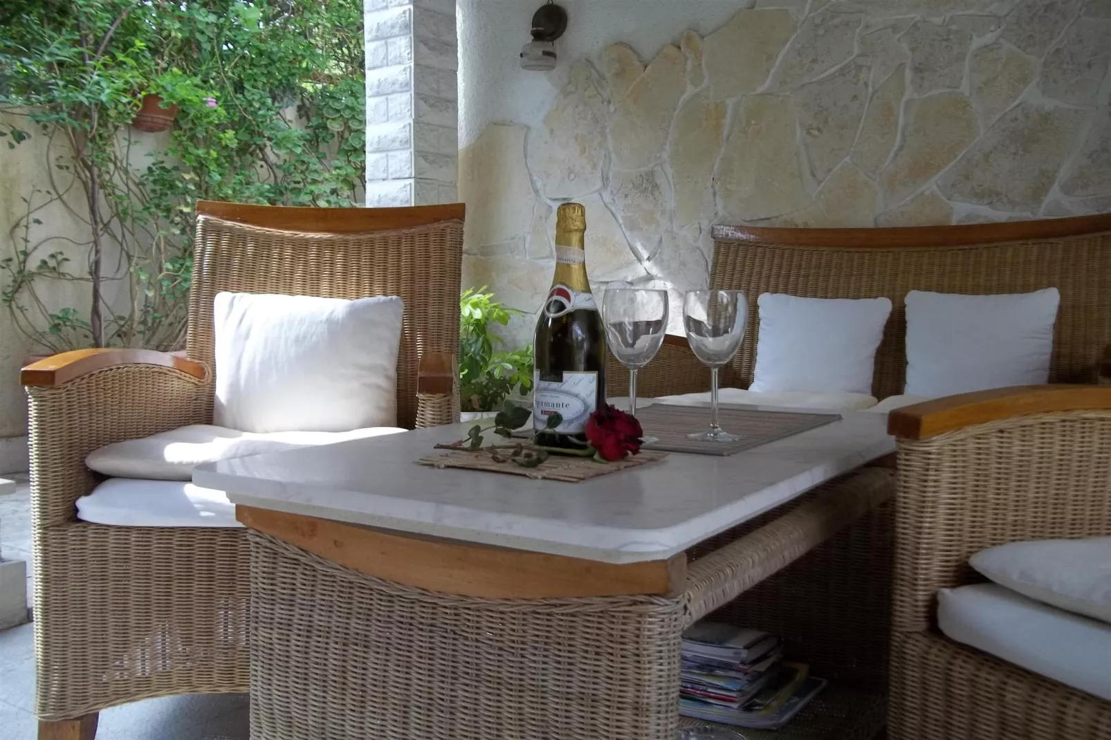 Delux two level garden apartment-Sfeer