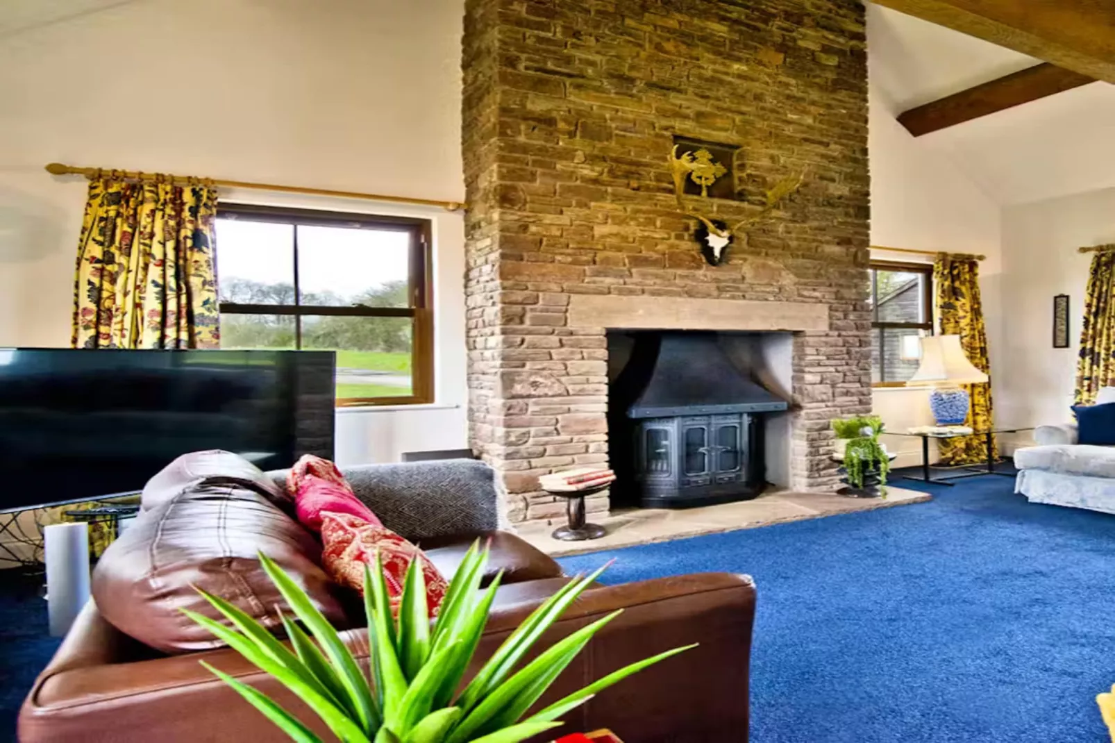 High Cloud Farm & Barn-Woonkamer