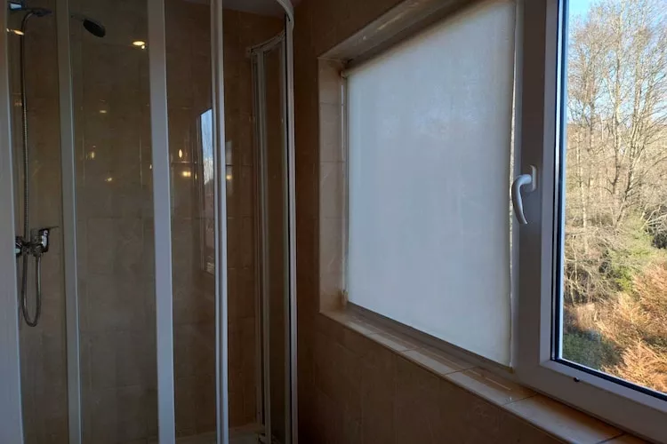 Dom wakacyjny w Szymbarku dla max 12 osób-Badkamer