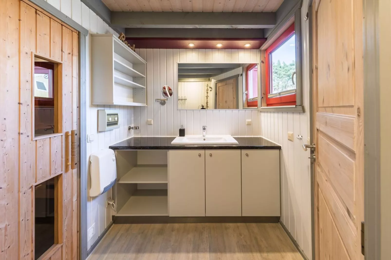 FH Wildgans Comfort mit Sauna & Kaminofen 81 qm 156-Badkamer