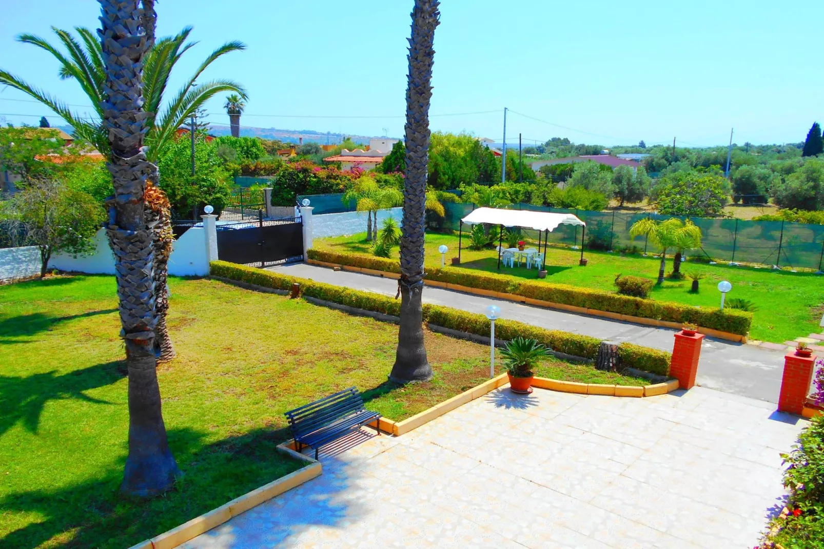 Villa Nuzzo-Tuinen zomer