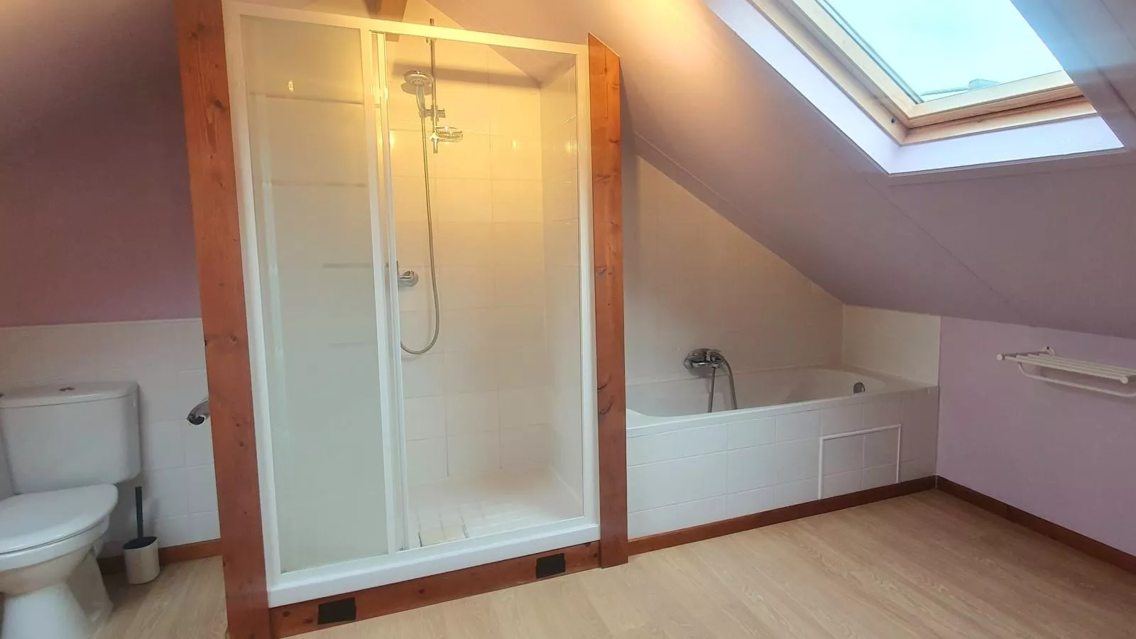 Gite de Montaigle-Badkamer