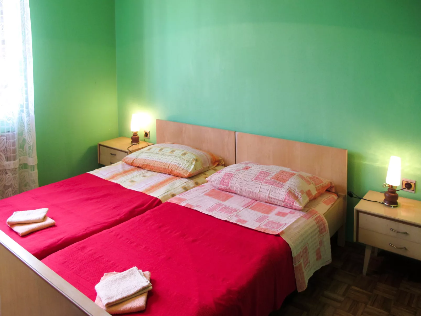 Lina (PUL305) - Binnen